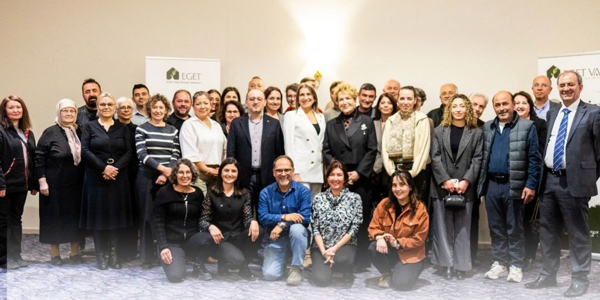  EGET DOSTLARIYLA KURUCUMUZ SAFAİ ÖZERİ VEFAT YIL DÖNEMİNDE ANDIK